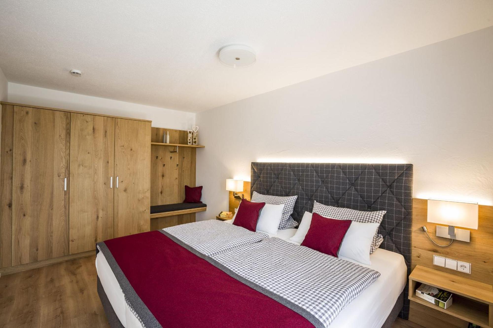 Ferienwohnung Mit 78Qm Höchenschwand Buitenkant foto